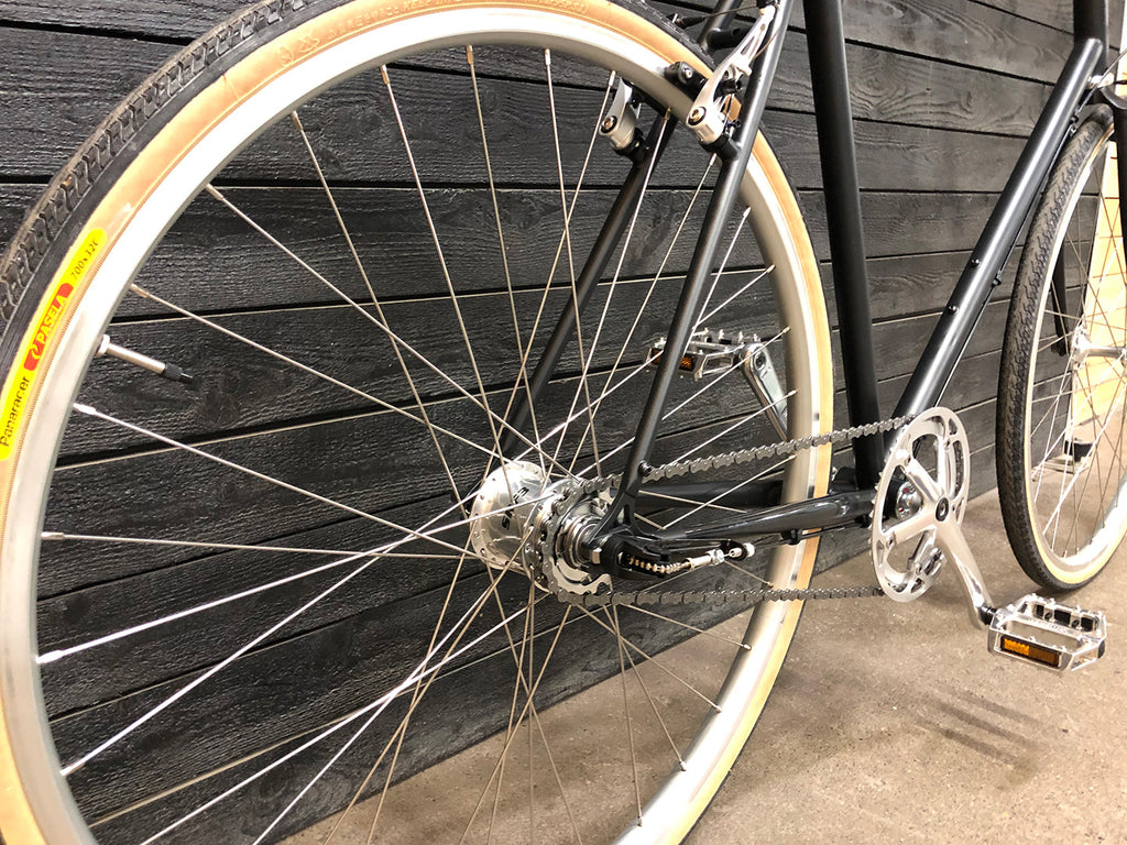 Limited Fredward Road 3 Classic Black & Tan