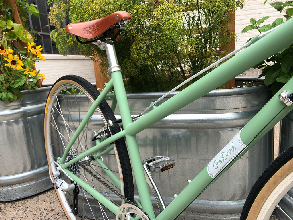 Limited She Devil City 8 Martini Olive In Spring